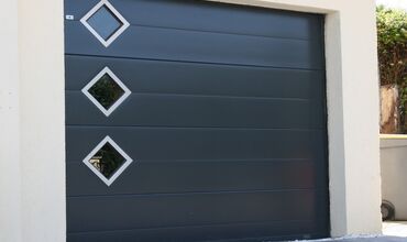 Portes de garage &agrave;&nbsp;VALENCE